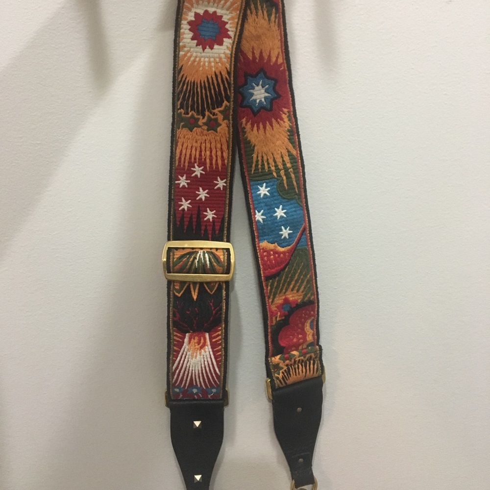 Valentino Garavani Enchanted Wonderland guitar strap - Picture 3 of 6
